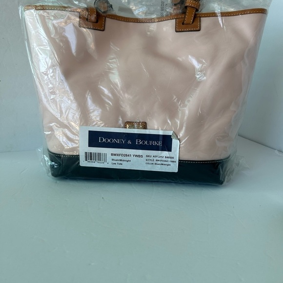 Dooney & Bourke NWT Blush/Midnight Leather    Tote - Picture 3 of 14
